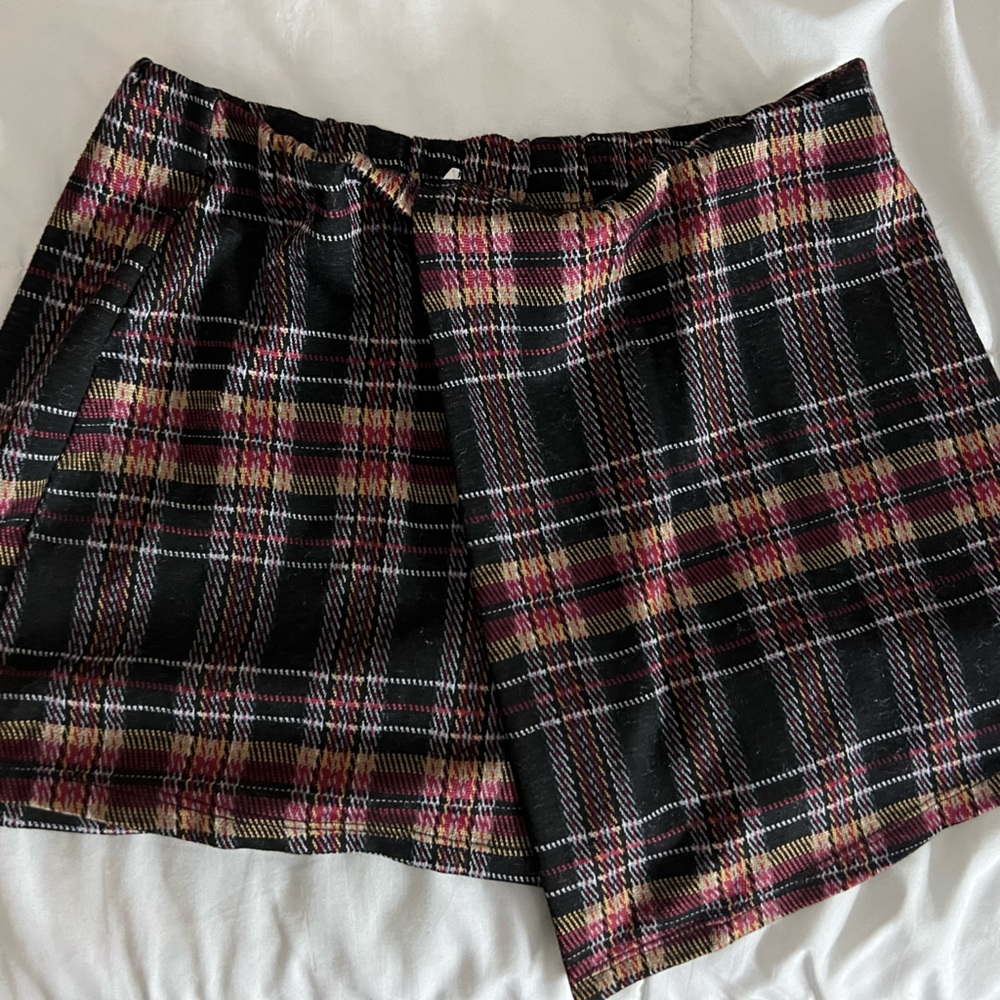 Skort bottom size medium